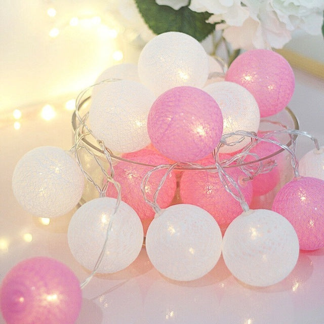 20 LED Cotton Ball Garland String Lights Christmas Fairy Lighting Strings